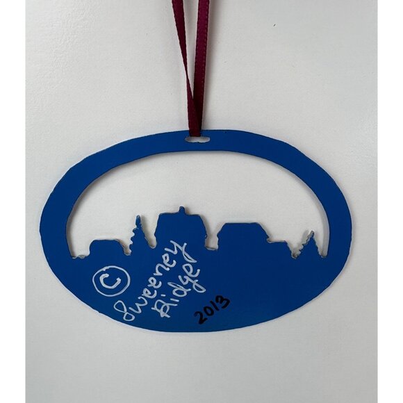 Maine Christmas Cut Metal Ornament Village Scene Handpainted Made In USA - Picture 3 of 5